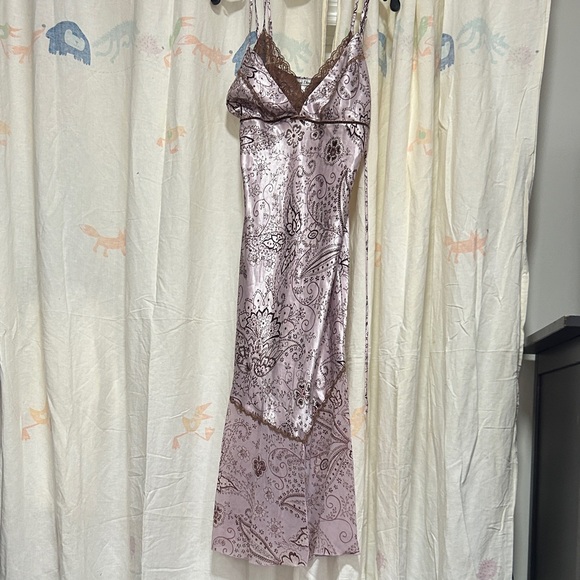 Linea Donatella Other - Linea Donatella Pink Paisley Chemise Slip M